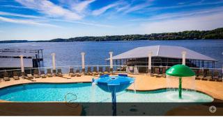 3BD 3BA Gated Condo LakeFront Lake Ozark, MO Isla Del Sol 4 M from Dam - 5