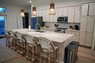 Sea'scape - Heated Pool, Beach Gear, Pet Friendly, Beach Views - 1