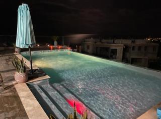 Wings Over Whitehouse 4-Bedroom - 6