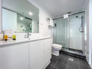 Beach Views Level 38 - 8