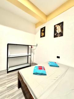 Ann and Mike Guest House, Bar & Restaurant - 6