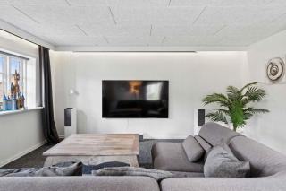 Cosy And Modern House In Peaceful Setting - 4