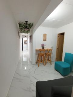 E2P RENOVADO y BELLO APARTAMENTO EN LAURELES ESTADiO - 4