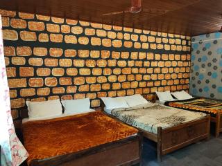 Green Hills Farm And Guest House - 7