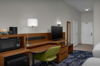 Fairfield Inn and Suites by Marriott Emporia I-95 - 5
