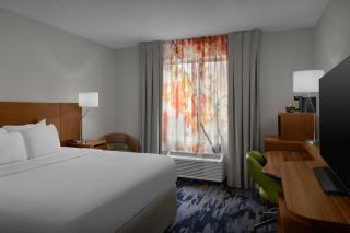 Fairfield Inn and Suites by Marriott Emporia I-95 - 1