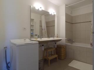 Le Lavandou, T3 avec terrasse, piscine et WIFI pour 6 personnes - FR-1-803-96 - 3