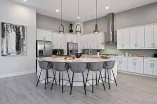 Modern 7 Bdrm Mansion with Themed Bedrooms at the Bear's Den - 4