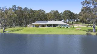 Mistletoe Lakehouse - 9