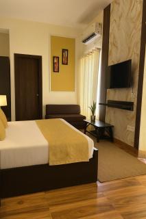 The Ruby Resort, Vrindavan # Prime Location # Luxury Rooms # Near Prem Mandir # Restaurant # Big Lawn # Big Parking # By Nandan Group # - 2