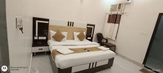 Girbar Dhaam Near By Prem mandir - 2