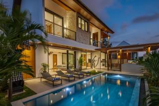 Villa Mocha - Surf & Golf Retreat Between Bali's Best Beaches - 0
