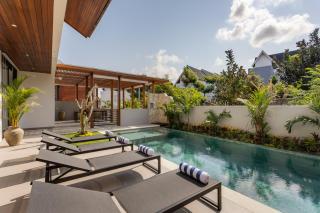 Villa Mocha - Surf & Golf Retreat Between Bali's Best Beaches - 2