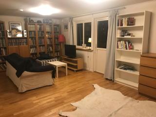 Lägenhet 2 sovrum med vardagsrum och kök i villa med gemensam ingång - 2