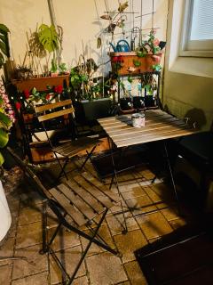 Burnside Garden City BGC Stay by Chelsey Perry - 9