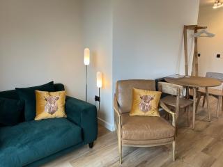 Scandi style Cottage by the sea, Isle of Skye - 9