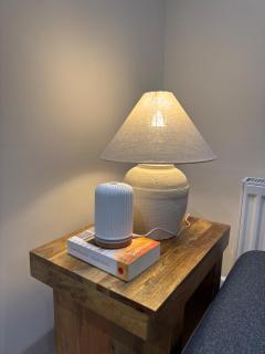 Bright & Stylish 3-Bedroom Flat - 3