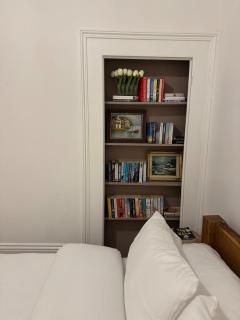 Bright & Stylish 3-Bedroom Flat - 1