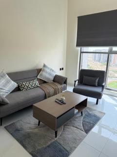 Peaceful Cozy 1 BHK Pool Garden View Liwan Dubai Land - 9