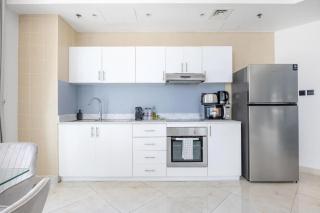 Airstay - Bright and Spacious 2BR - Marina Views - Monthly Offer Available - Dubai - 1