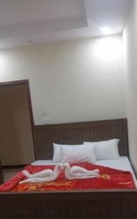 Grand Arham Hotel Faizabad - 2