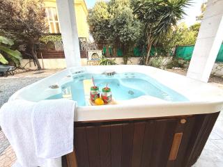 Onyx Beach Villa - Cozy 2BR - Walk to Beach - 8