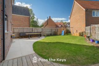 Pass the Keys Spacious Modern Family Home - 20 mins to Oxford - 8