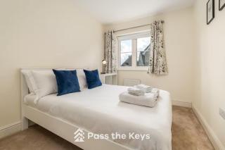 Pass the Keys Spacious Modern Family Home - 20 mins to Oxford - 4
