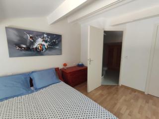 Chambre avec clim piscine proche centre ville d'Uzès - 8