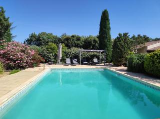 Chambre avec clim piscine proche centre ville d'Uzès - 0