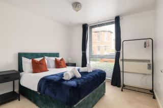 2BR Spacious Flat Gated Parking Contractors - 7