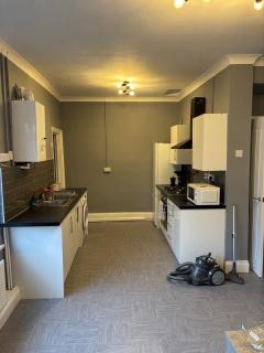 Affordable Luxury 2 Stunning apartment Sunderland close to City centre hospital Crown Works Studio and Nissan - 4