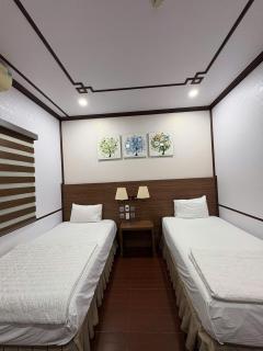 Khách Sạn Phú Hưng 2 - 7