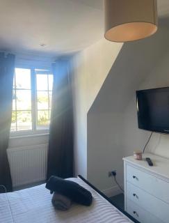 Flat 2 Meadow view - 2