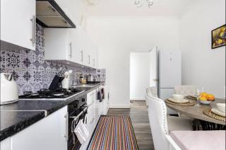 Spacious Apartment with Terrace Kings Cross - 3