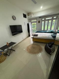 Cozy Little Home - BIR - 6