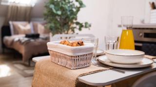 Comfort and Video Projector Close to Downtown - 1