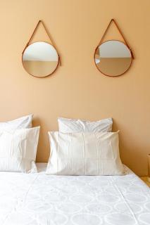 Banksy centre-ville, place de l'étoile - 3