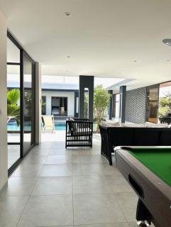 Luxurious 4 bedroom Villa next to the lagoon - 5