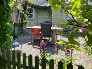 Peaceful Orø Getaway, Cozy Home with Garden & Guesthouse - 0