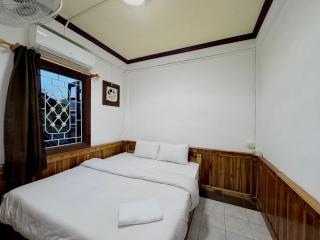 The Luang Prabanag Hostel - Luang Prabang - 2