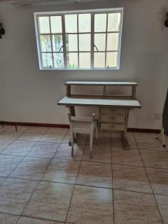 Countryside Garden Cottage, Sleeps 2 - 1