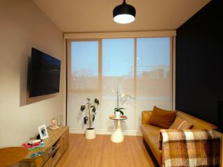 Bright & Modern Apartment -Heart of Launceston - 0