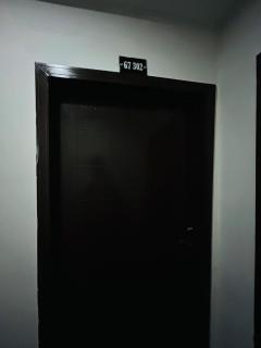 StayLowkey Apartment Bahria Town Lahore - 1