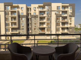 407. Spacious 3BR Apt. 2 Baths Gated Community - 3