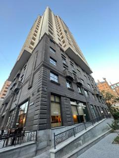 Modern New Renovated 1 Bedroom & Balcony with a Stunning View, By Repubic Square, Center - 9