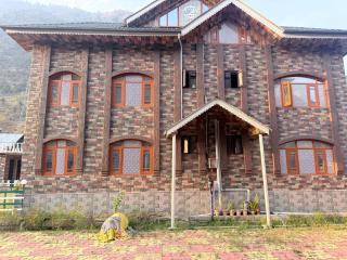 Himalyan Resorts - 2