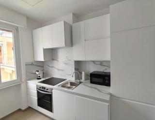 New three-room apartment in the heart of Alassio - 9