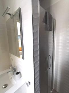 New three-room apartment in the heart of Alassio - 2