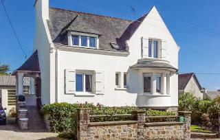 5 Bedroom Lovely Home In Saint-Martin-Des-Champ - 9